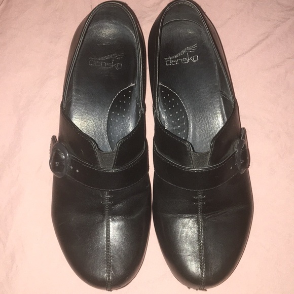Dansko Shoes - Dansko clogs size 39 💕💕